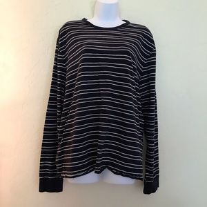 STRIPED LONG SLEEVE T-SHIRT